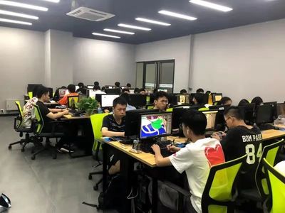 数字广告制作 在信息工程学院中塑造可塑之才